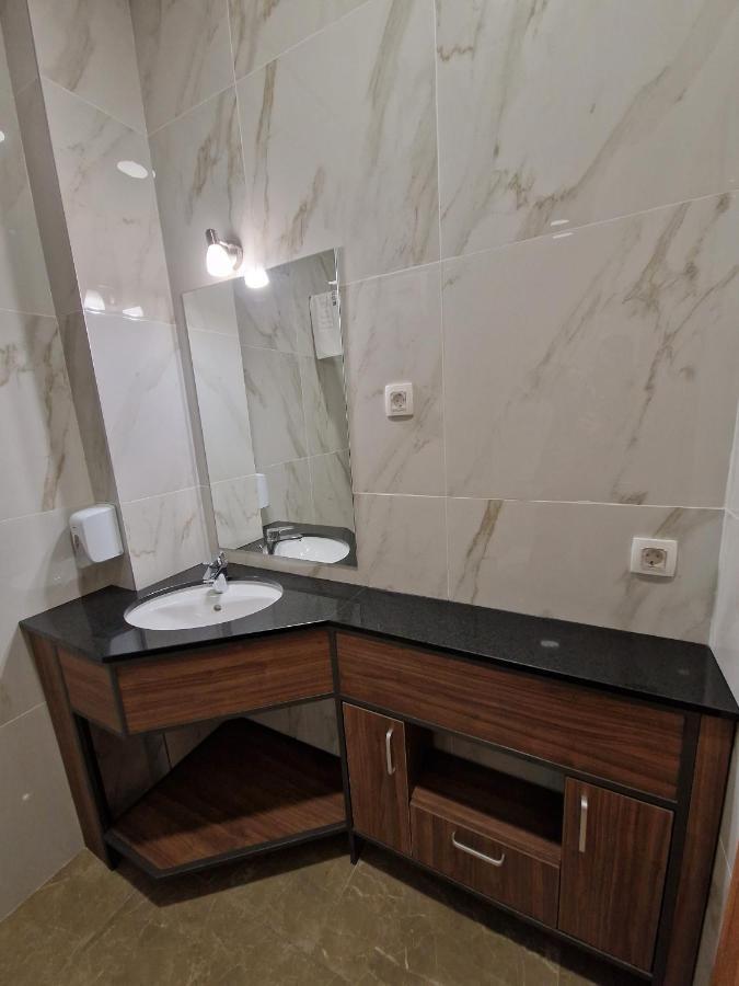 Motel Celebic Mitrovici  Zewnętrze zdjęcie