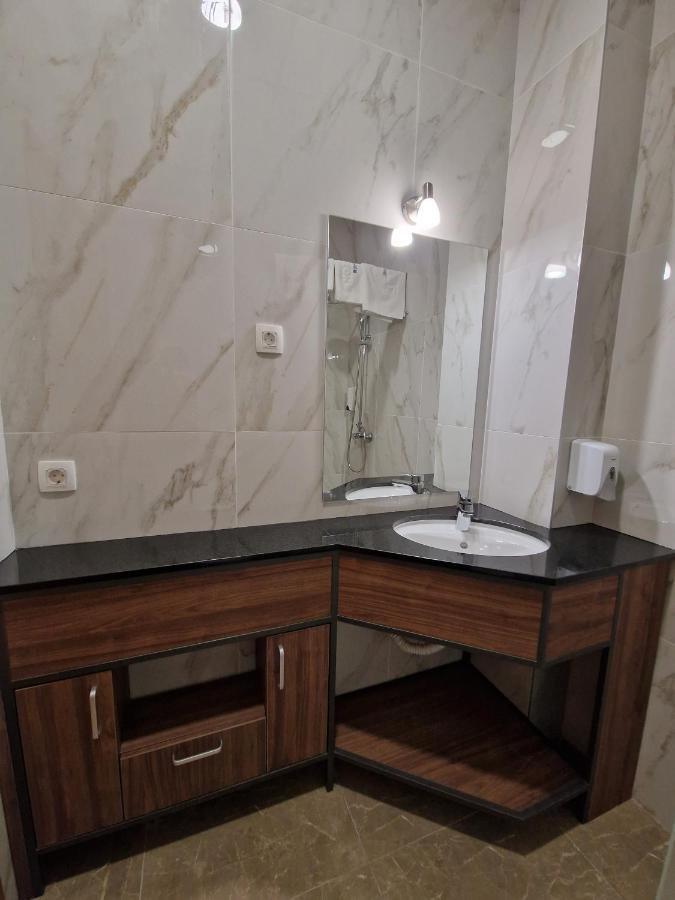 Motel Celebic Mitrovici  Zewnętrze zdjęcie